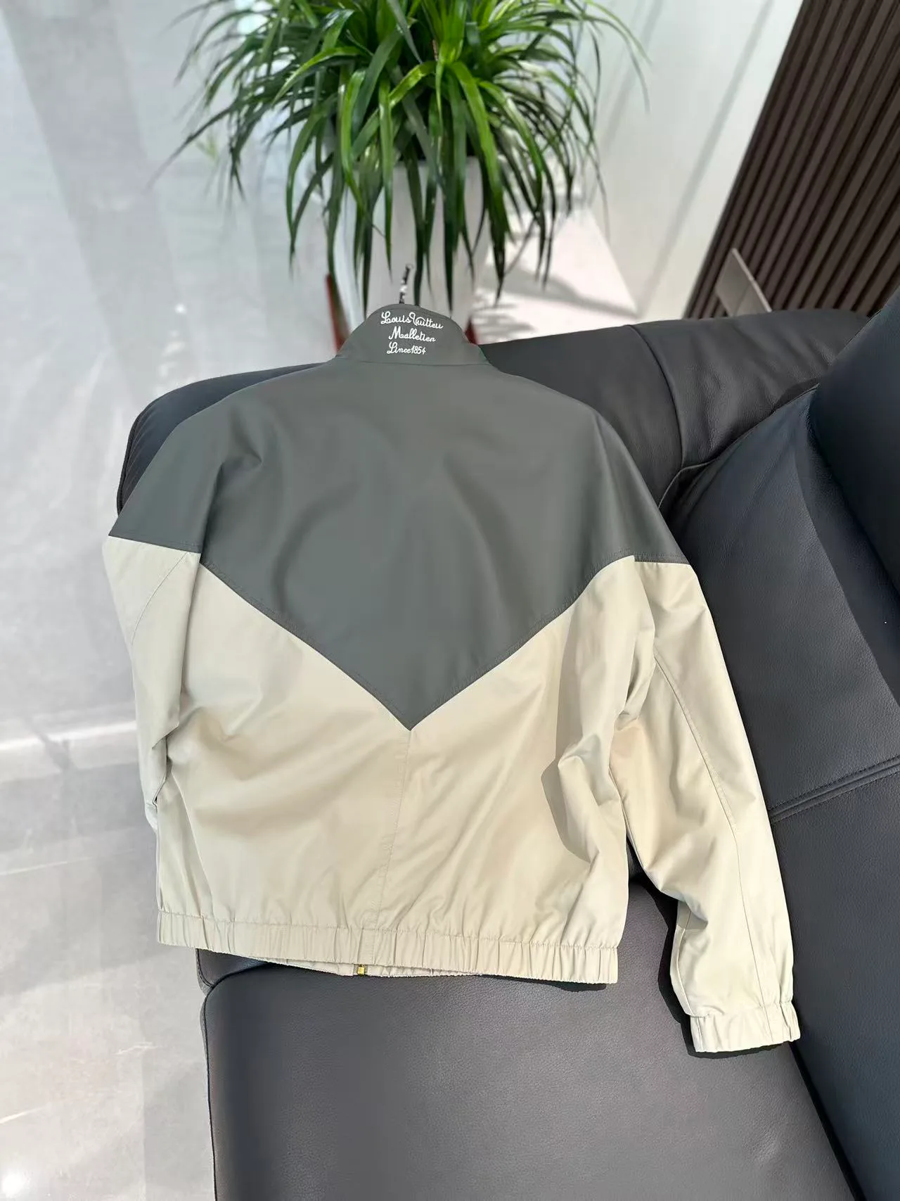 Men's Jackets And Down Jackets LOUIS VUITTON 18140225