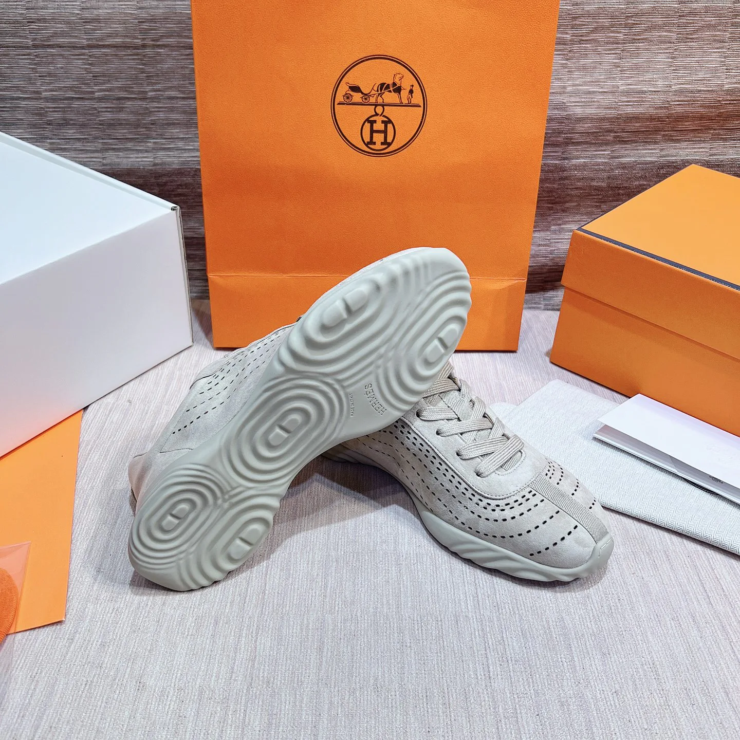 Women's Sneakers HERMES 17749561