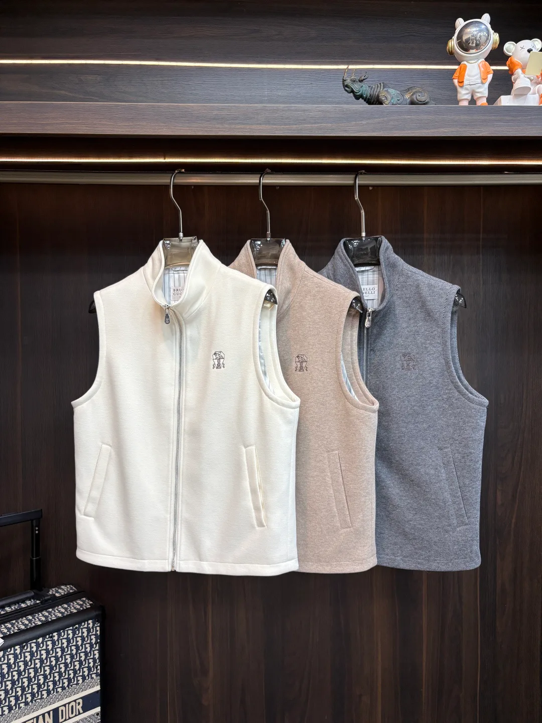 Men's Vests BRUNELLO CUCINELLI 18206164