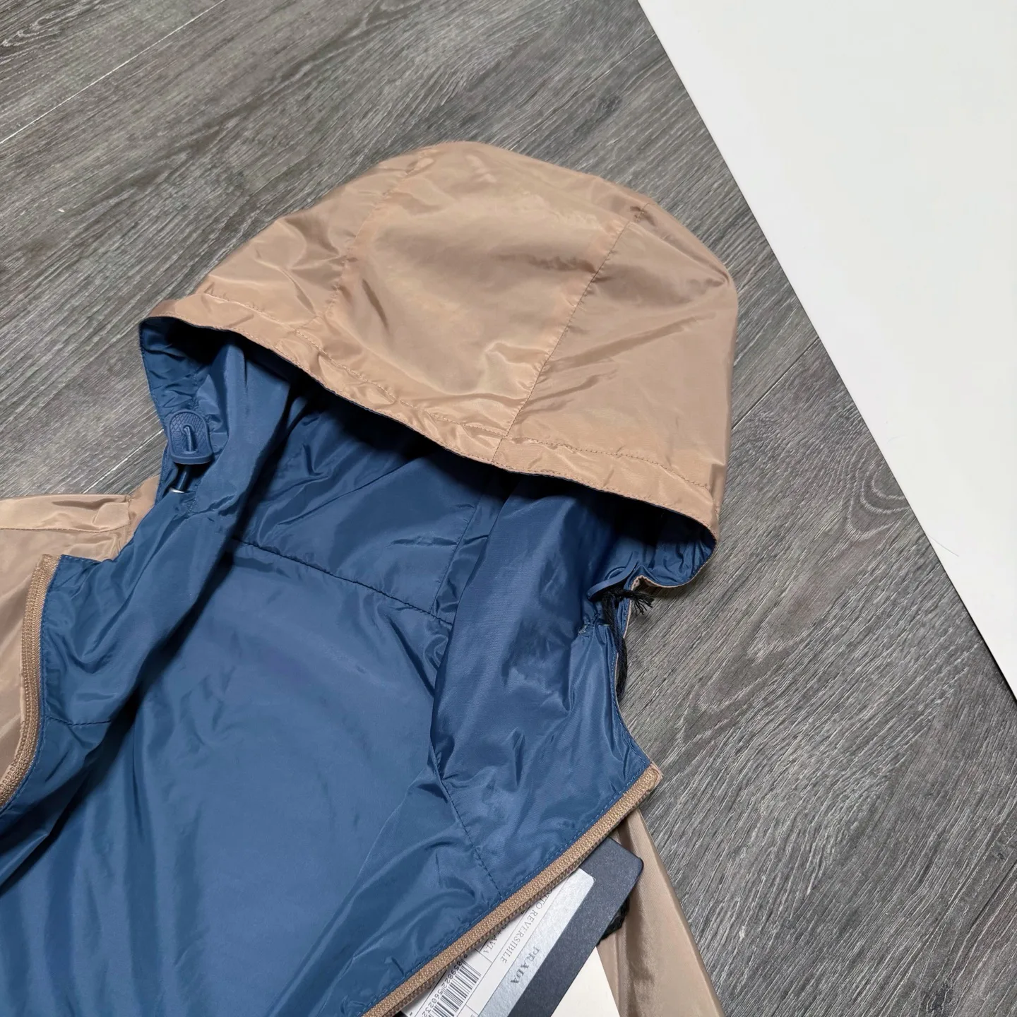 Women's Jackets And Down Jackets PRADA 18052162