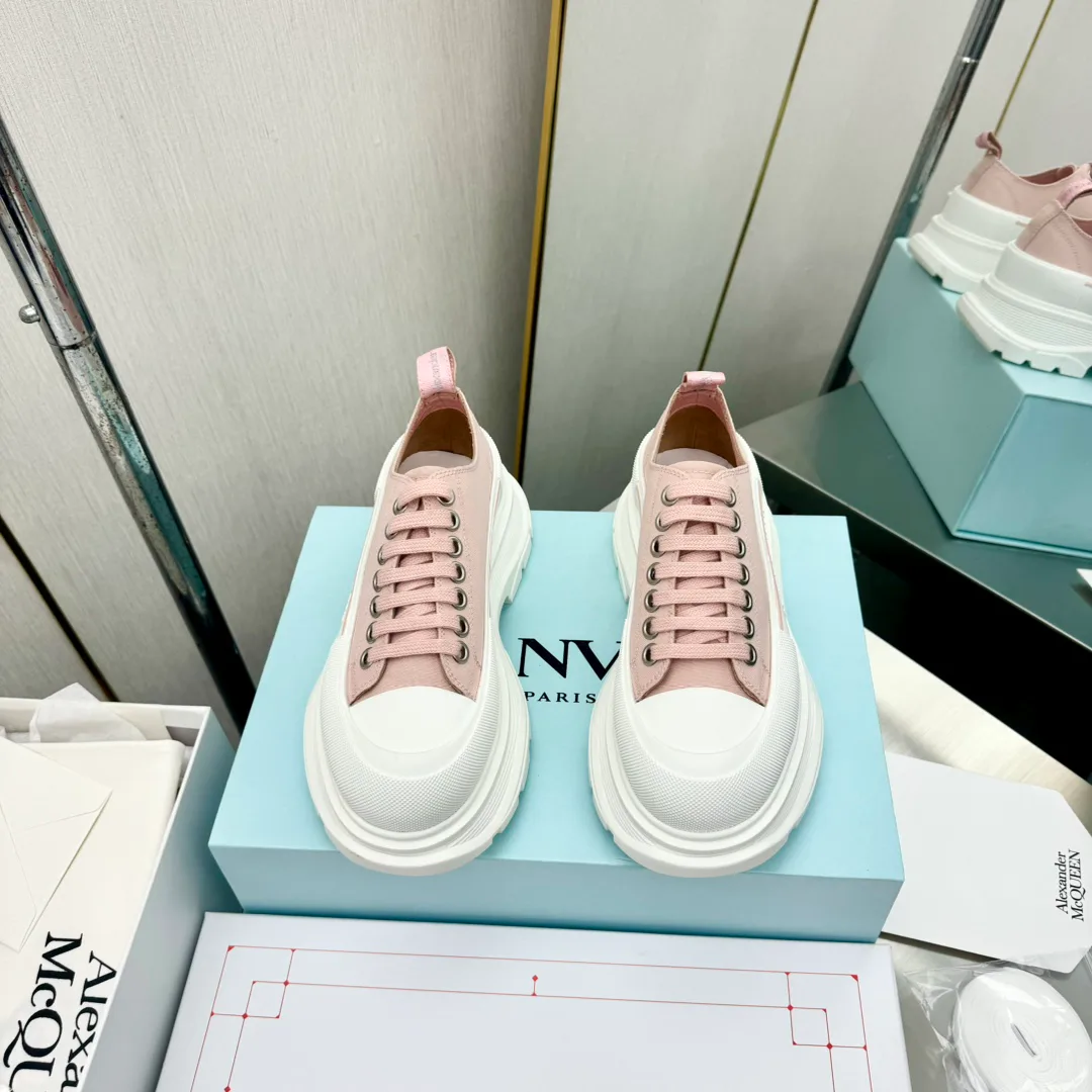 Women's Sneakers ALEXANDER MCQUEEN 18011199
