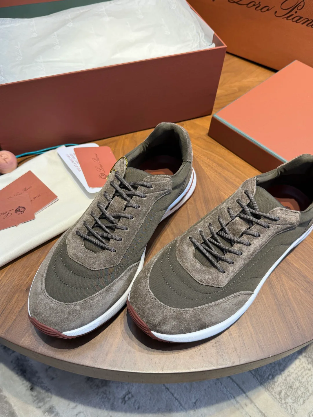 Men's Sneakers LORO PIANA 17973395