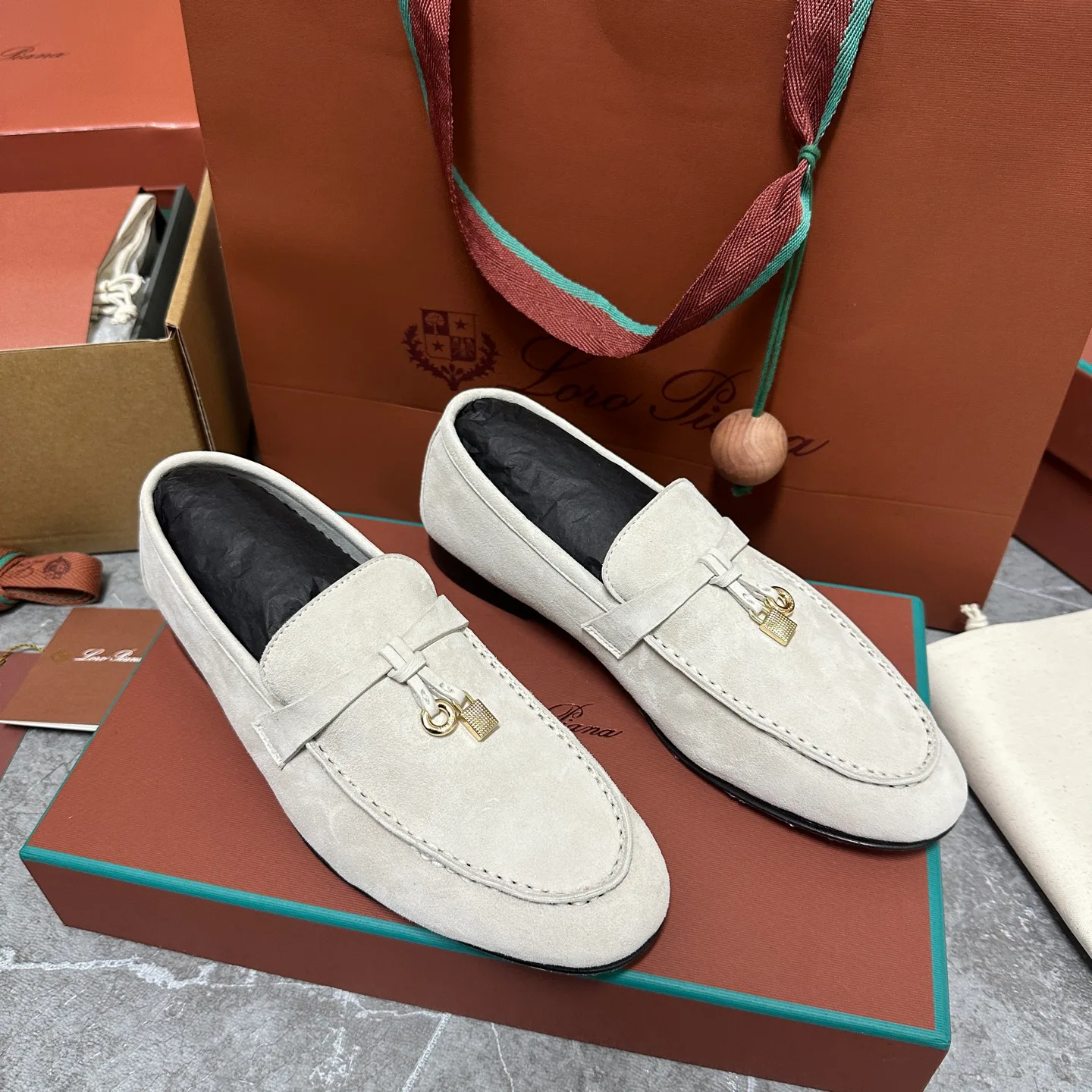 Women's Loafers And Moccasins LORO PIANA 17787176