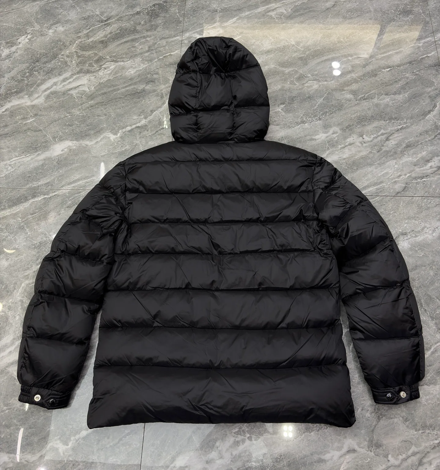 Women's Jackets And Down Jackets MONCLER 17568681