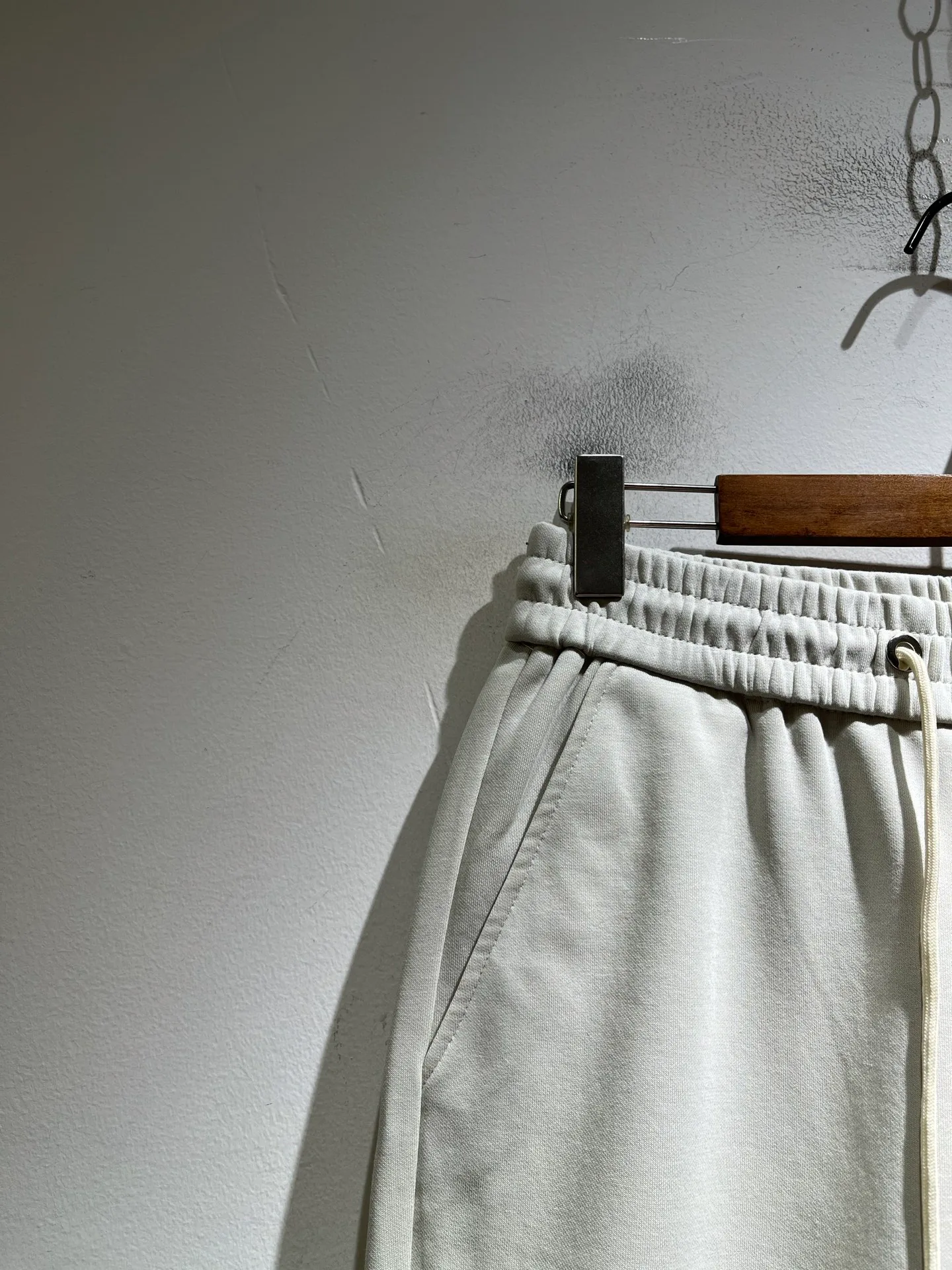 Men's Trousers LOEWE 18495605