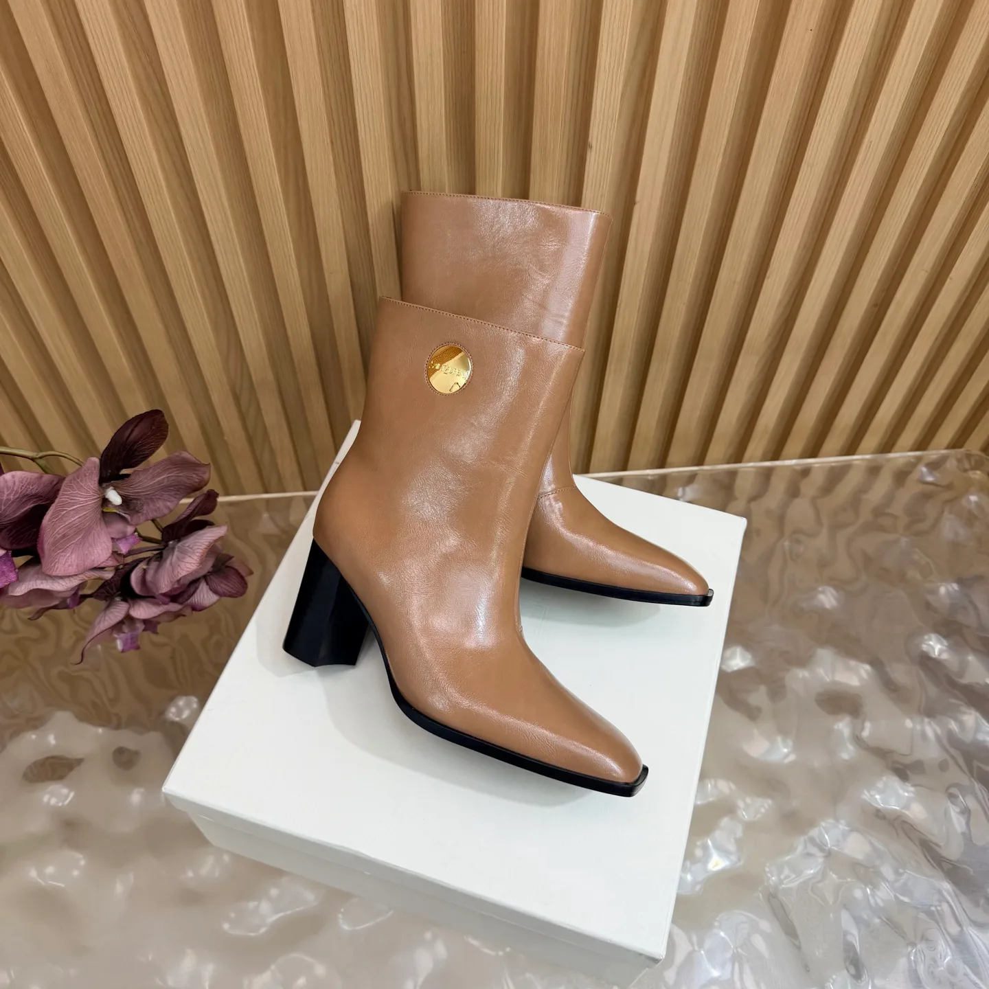 Women's Booties SAINT LAURENT 18235326