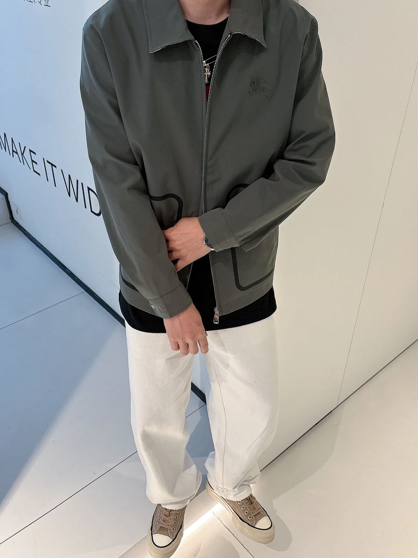 Men's Jackets And Down Jackets BURBERRY 18241178