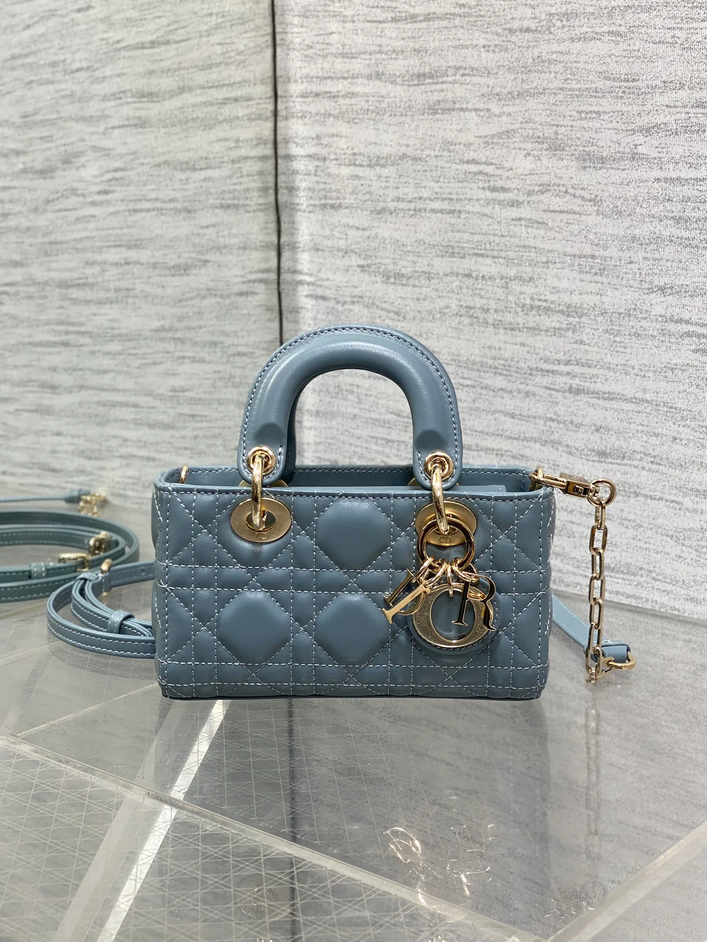 Women's Classic Handbags CHRISTIAN DIOR 17770423