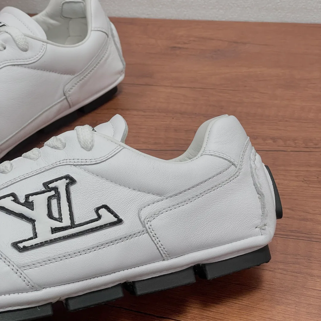 Men's Sneakers LOUIS VUITTON 17542529