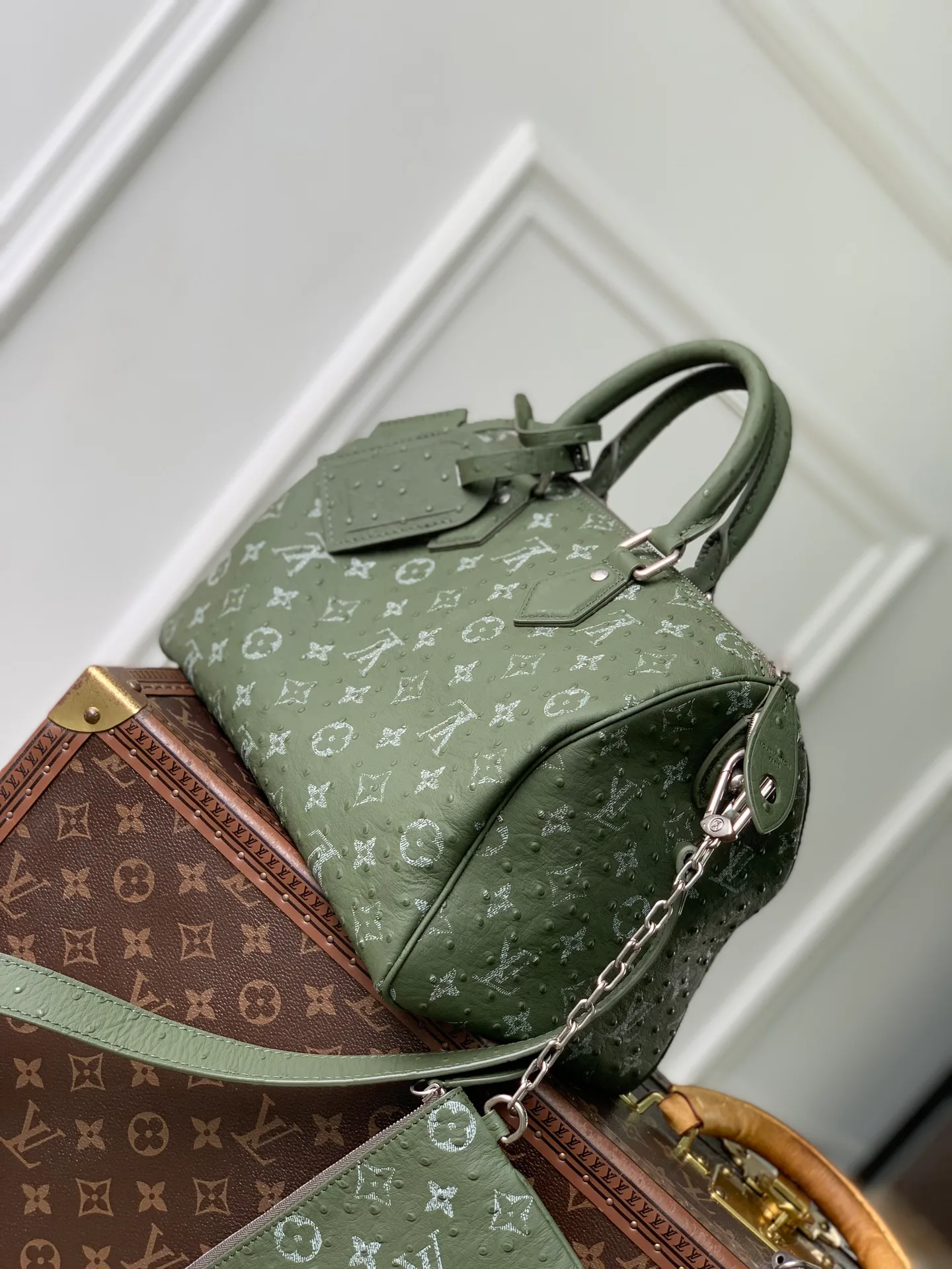 Women's Classic Handbags LOUIS VUITTON 18147443