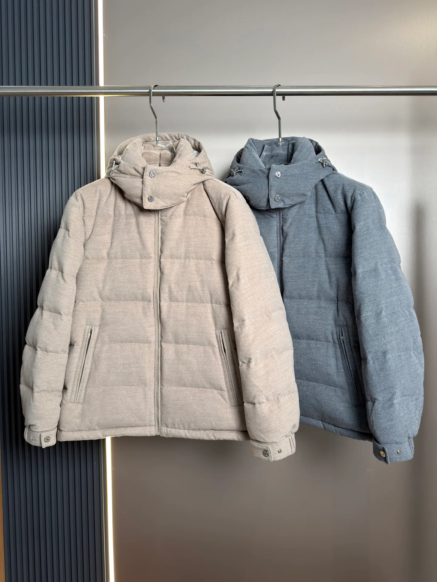 Men's Jackets And Down Jackets LOUIS VUITTON 18216862