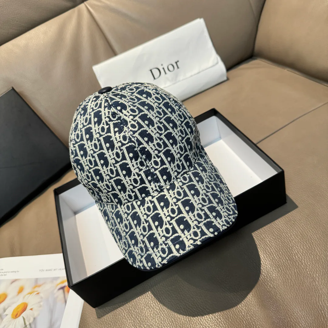 Hats CHRISTIAN DIOR 18105302