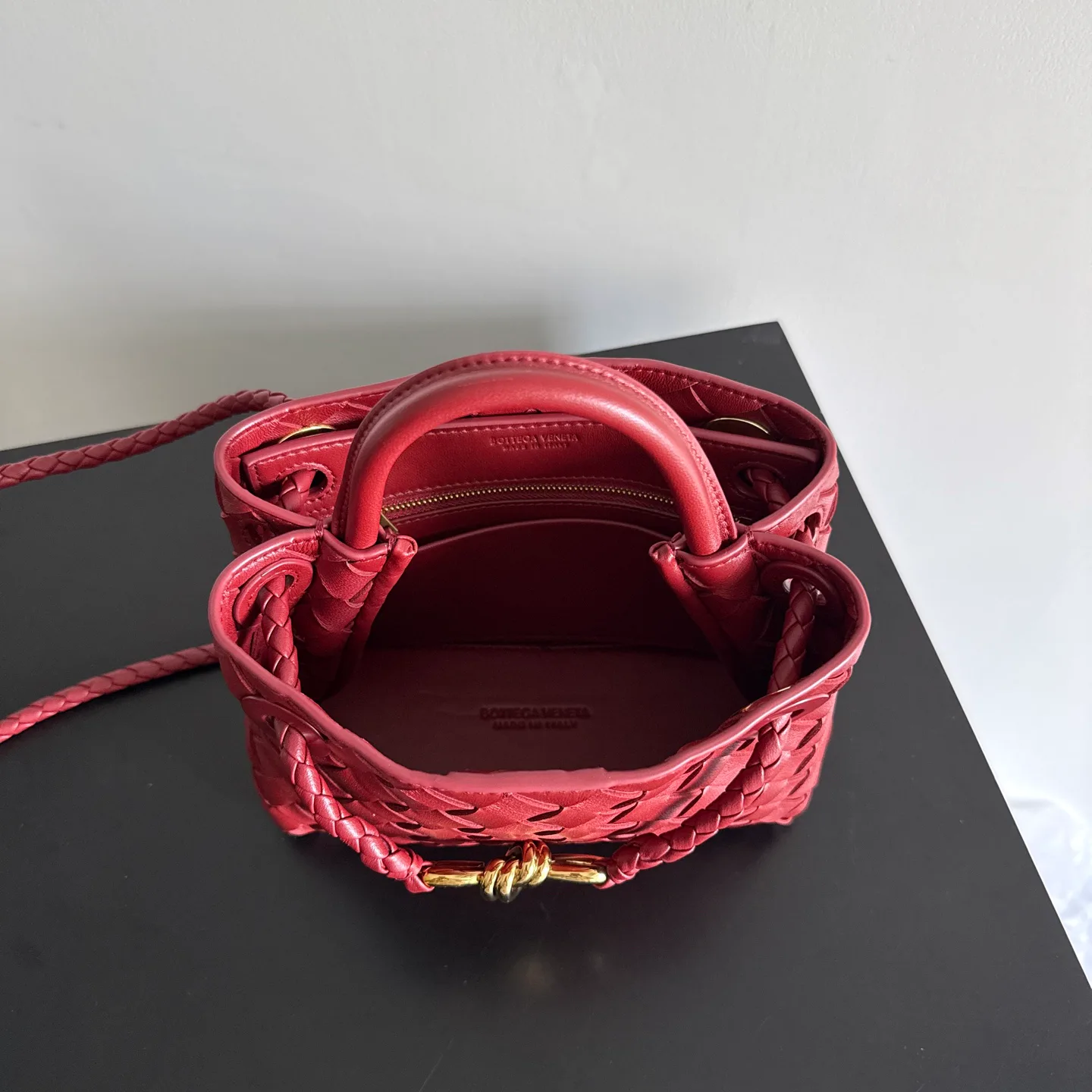 Классические Сумки Женские Bottega Veneta 18619521