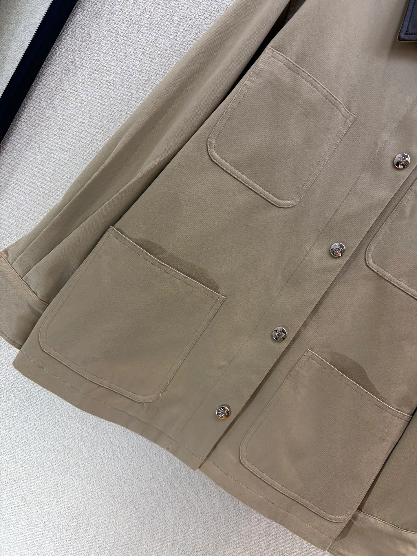 Women's Jackets And Down Jackets PRADA 18379607
