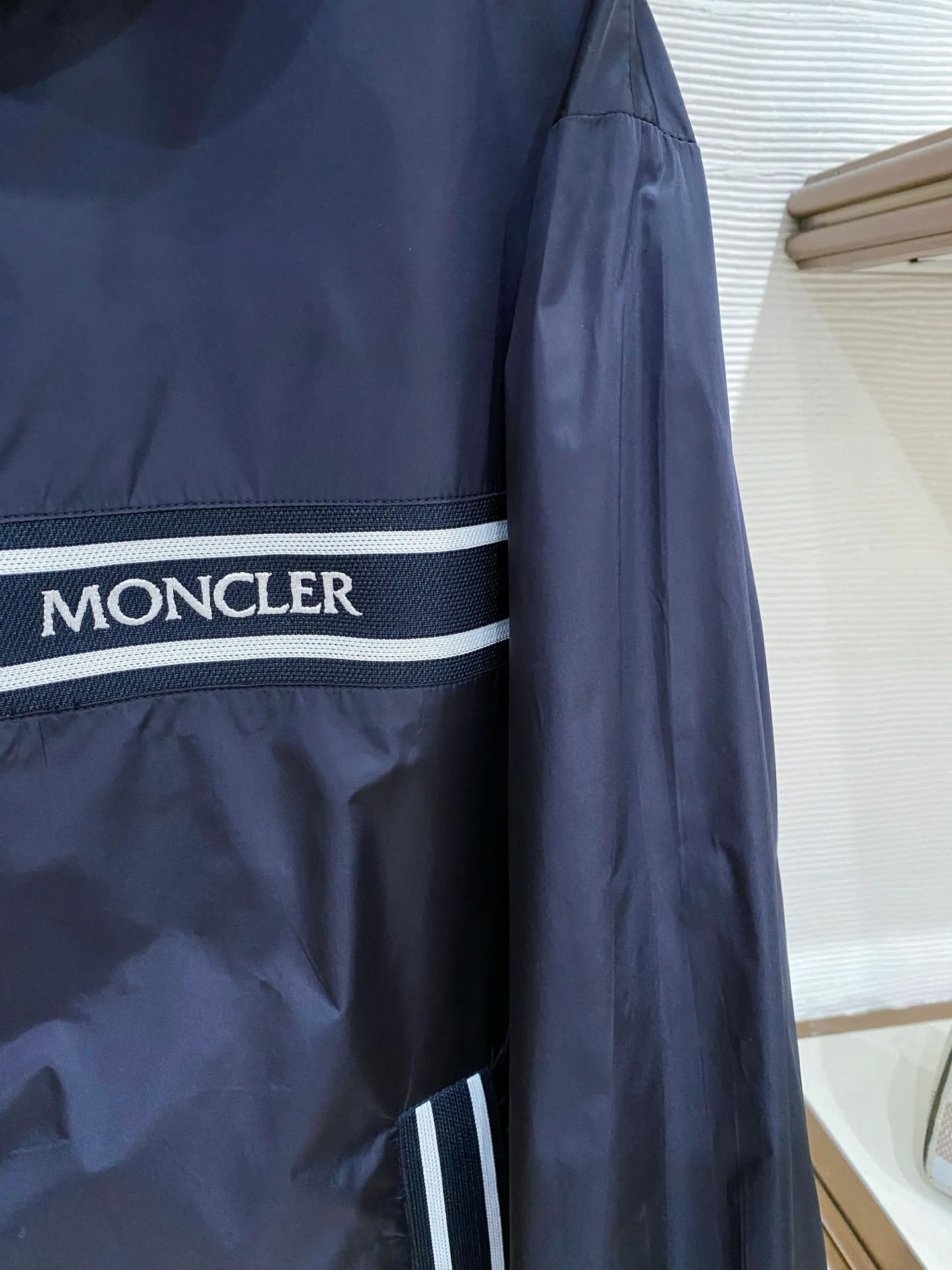 Men's Jackets And Down Jackets MONCLER 18510166
