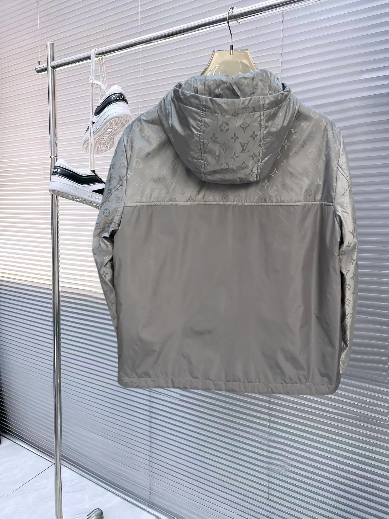 Men's Jackets And Down Jackets LOUIS VUITTON 17966713