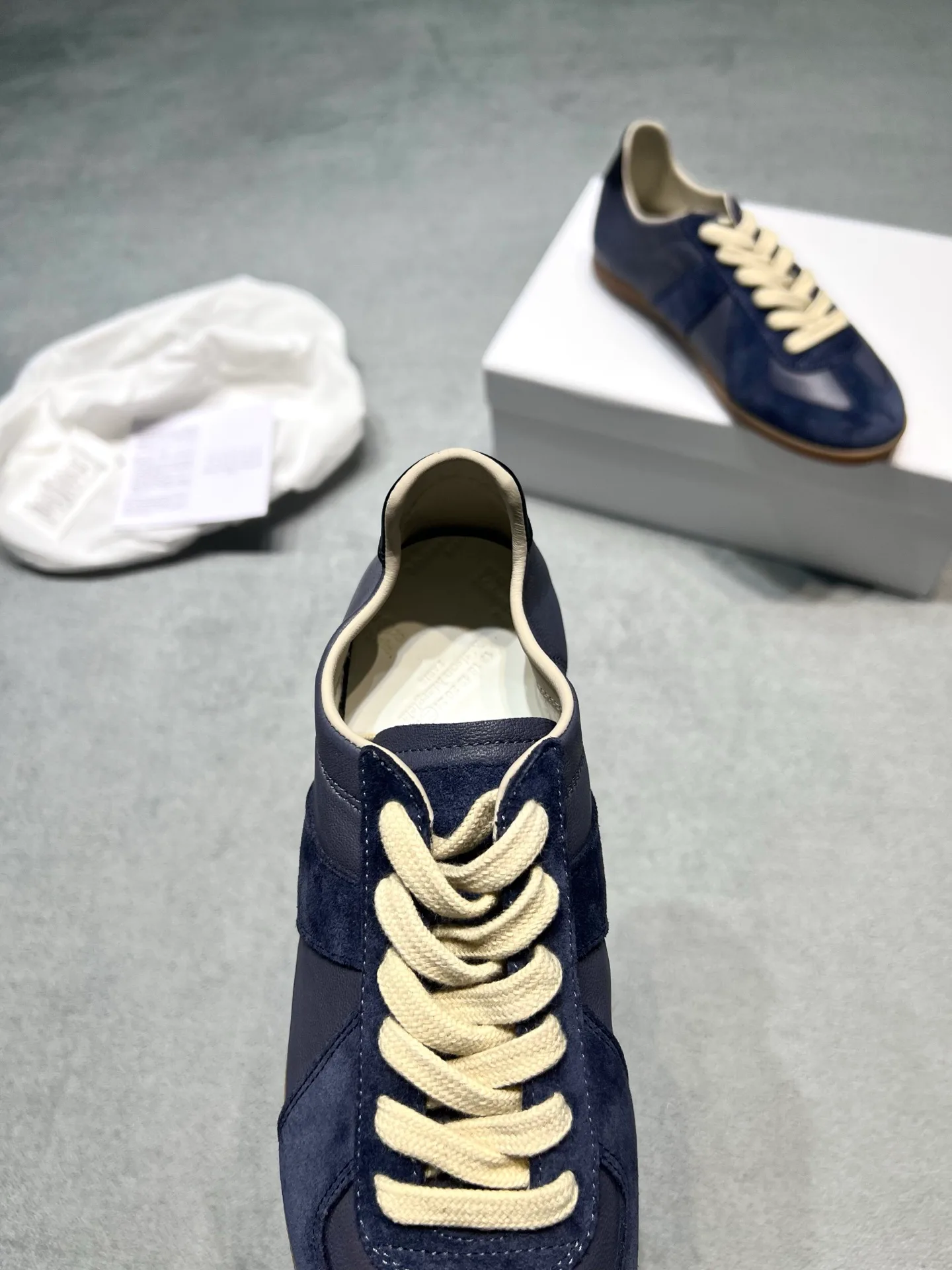 Women's Sneakers MAISON MARGIELA 18366874