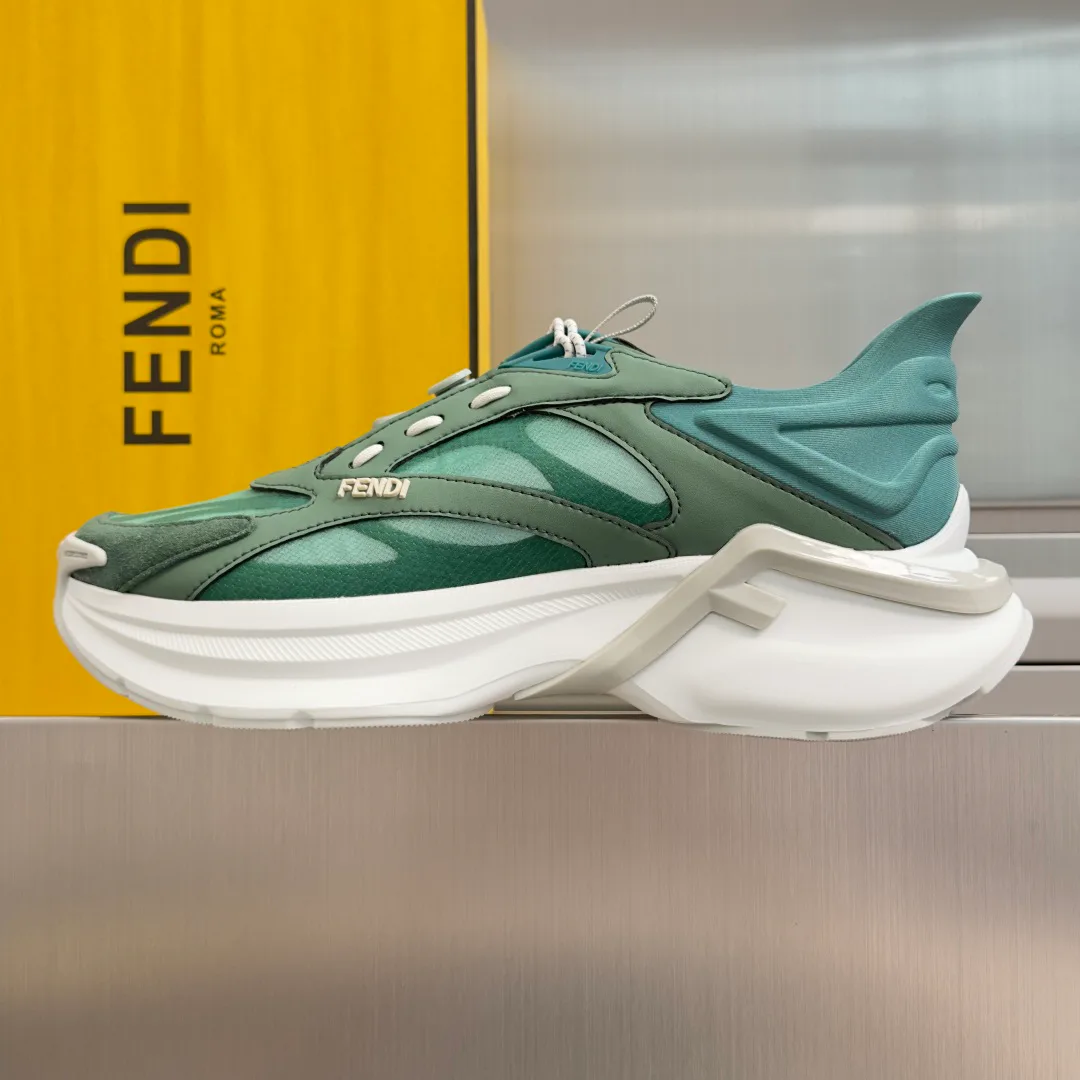 Women's Sneakers FENDI 17950691