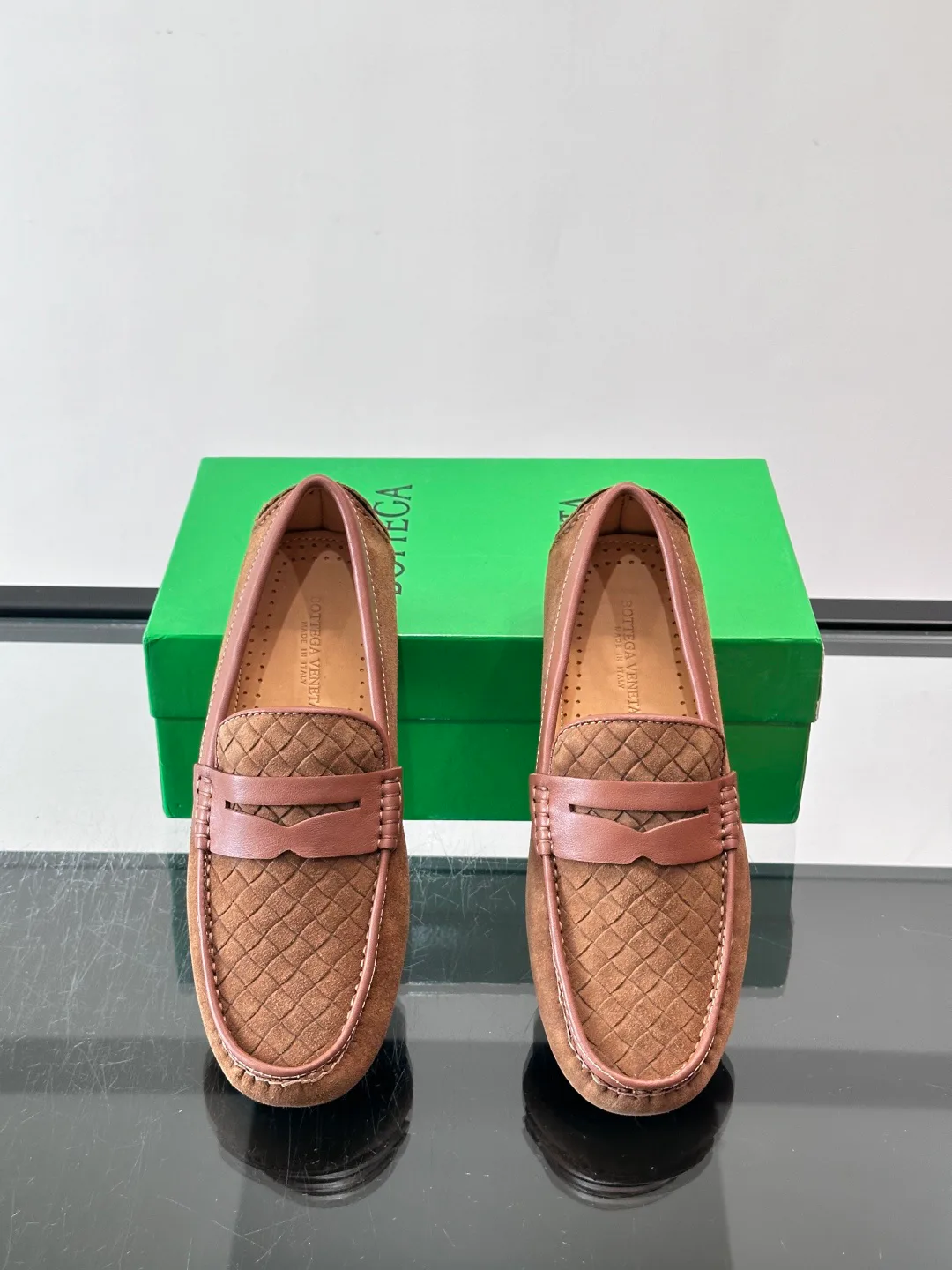 Women's Loafers And Moccasins BOTTEGA VENETA 18102732
