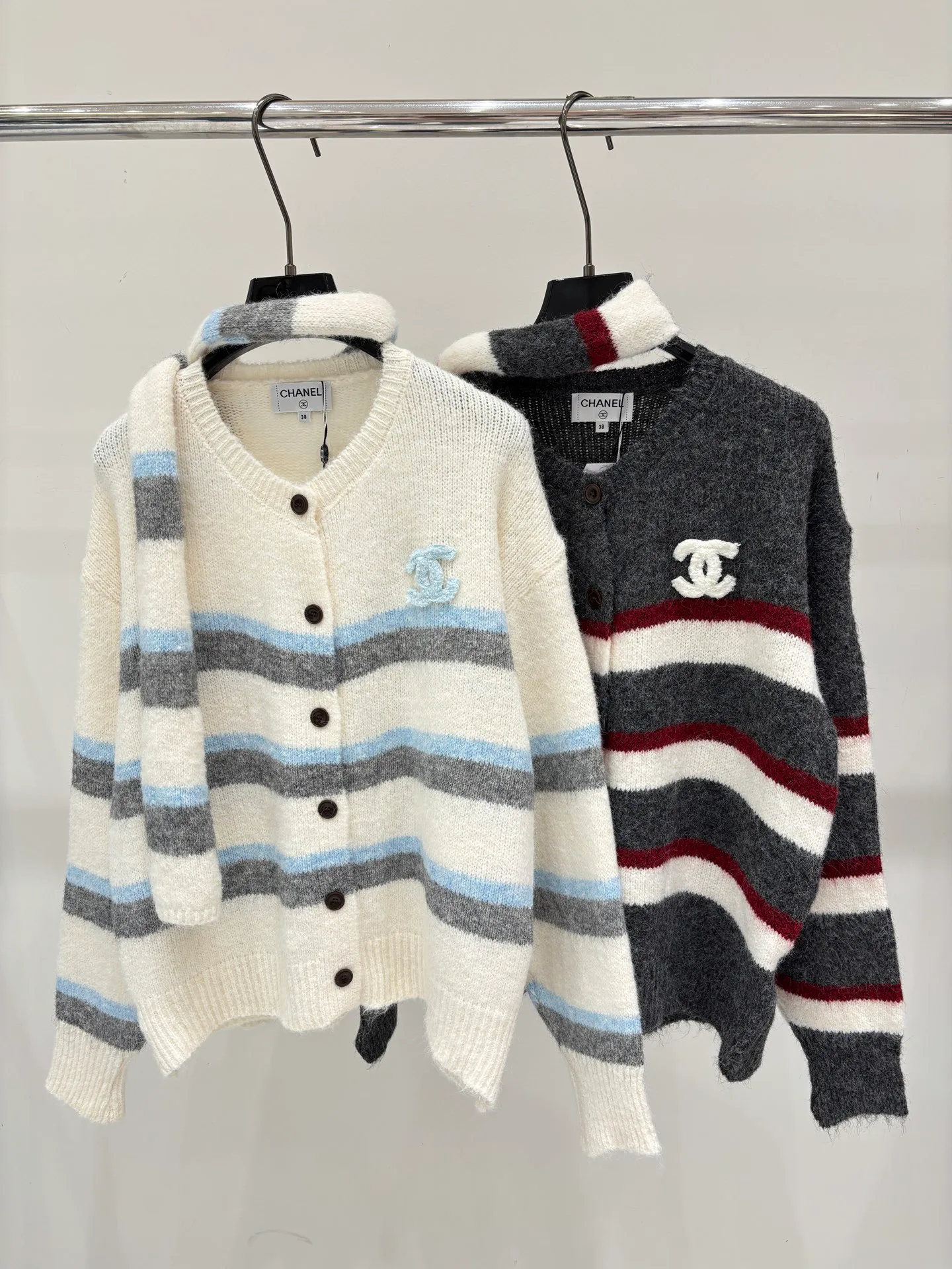 Women's Jumpers And Sweaters CHANEL 18032017