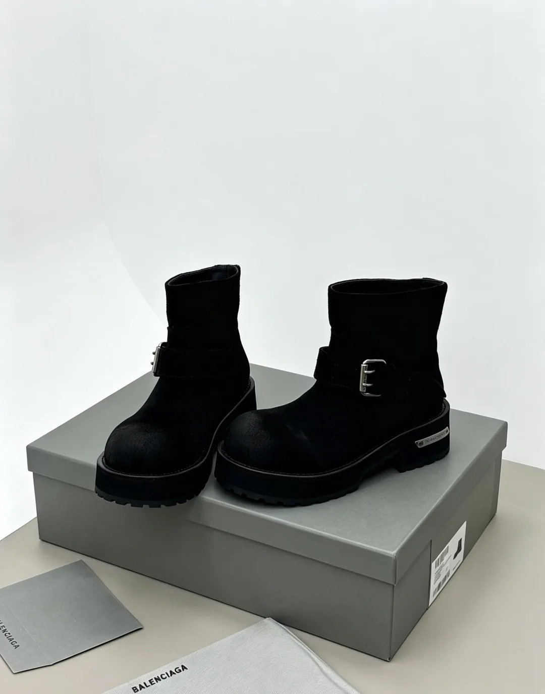 Women's Ankle Boots BALENCIAGA 18006157