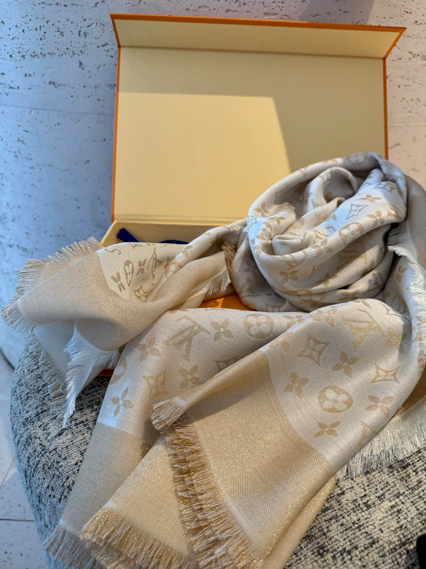 Scarves LOUIS VUITTON 17716547