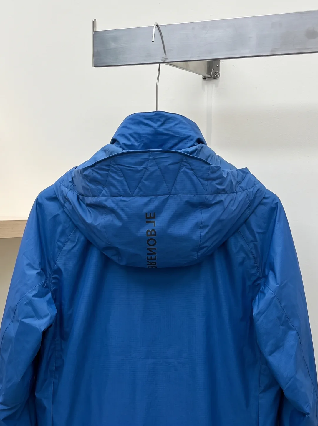 Куртки И Пуховики Мужские Moncler 18596618