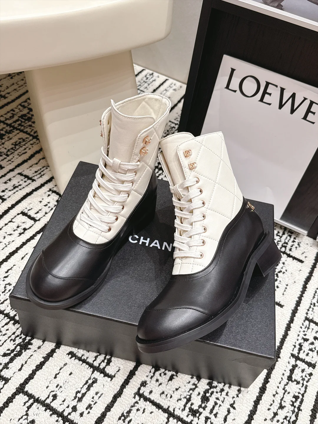 Women's Ankle Boots CHANEL 18497865