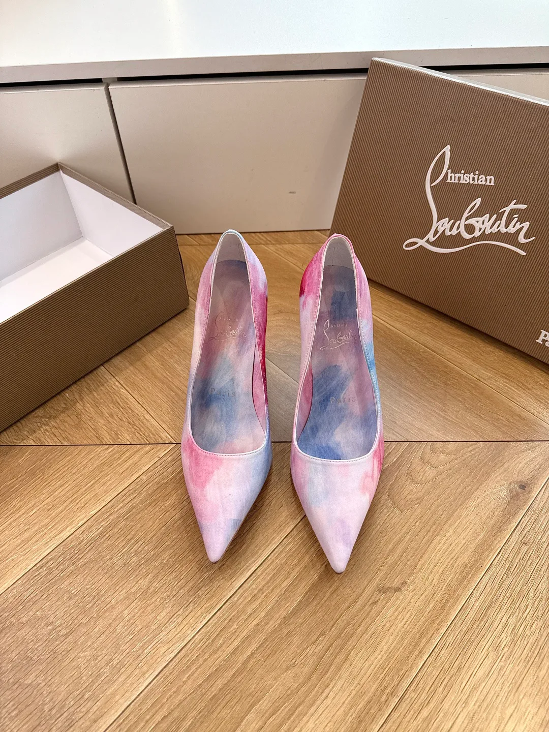 Women's Heels CHRISTIAN LOUBOUTIN 17480775