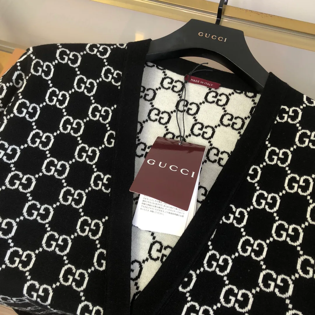Women's Jumpers And Sweaters GUCCI 17919157