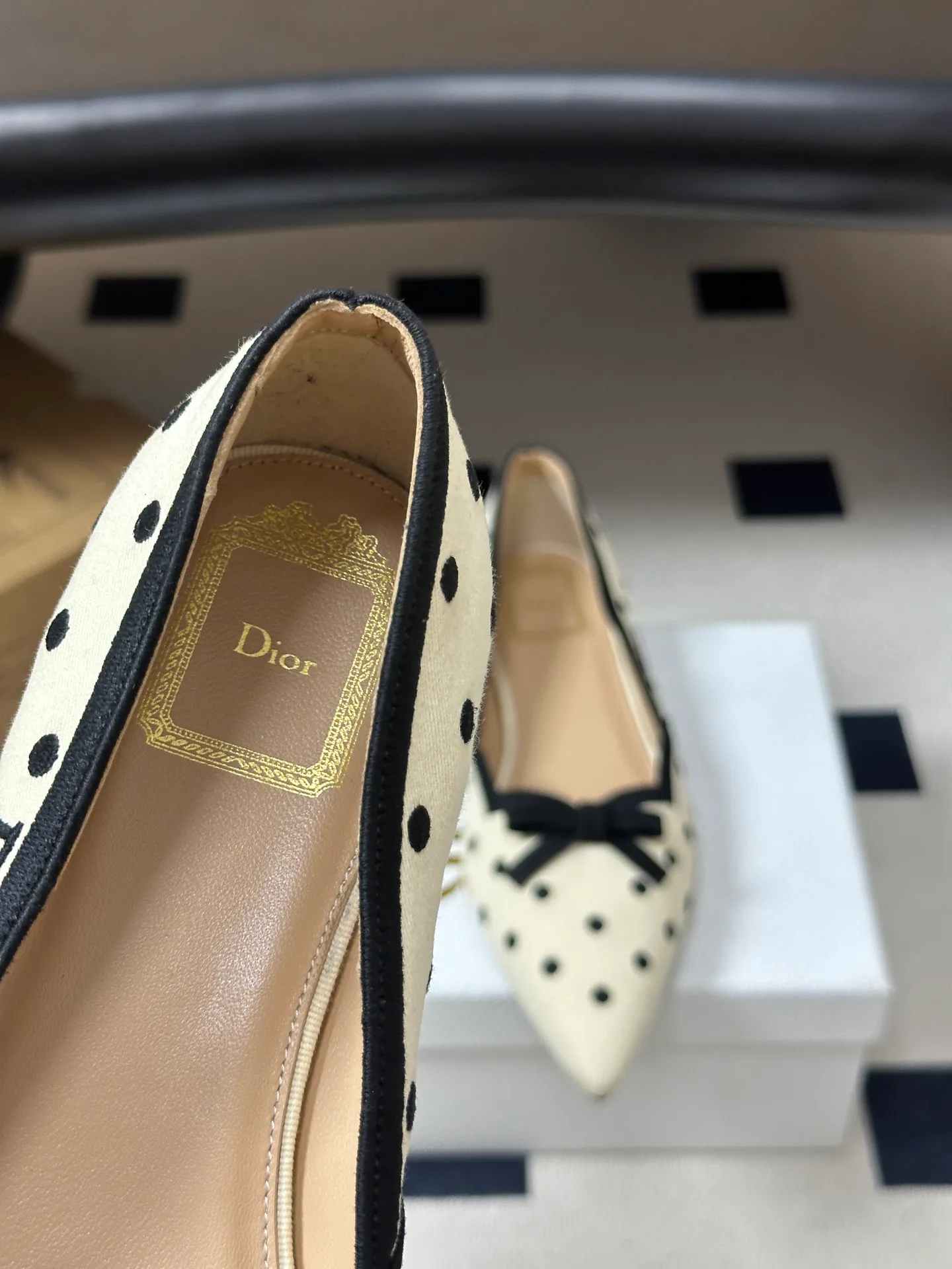 Women's Ballet Flats CHRISTIAN DIOR 18210556