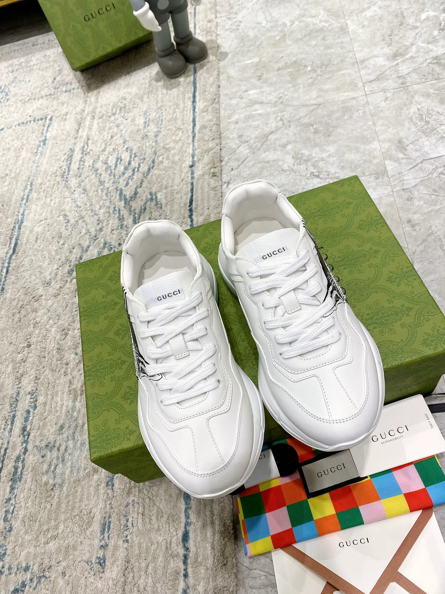 Women's Sneakers GUCCI 18527686