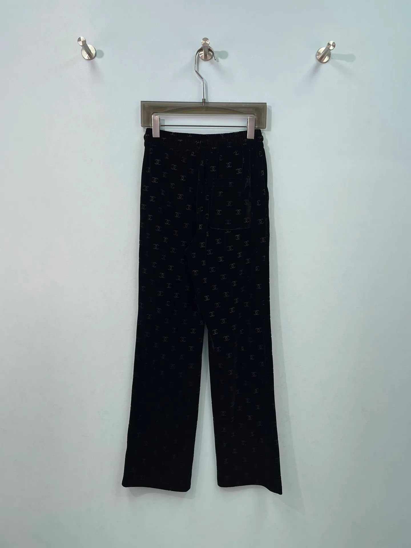 Women's Trousers CHANEL 18308609