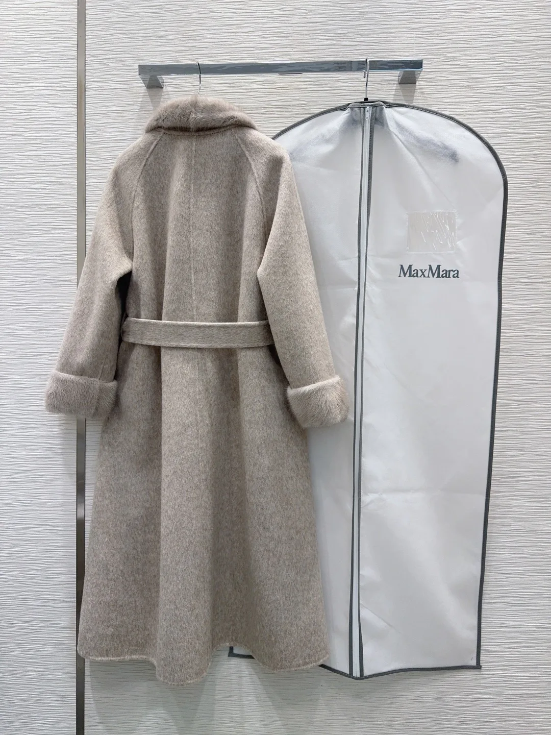 Women's Coats MAX MARA 18456300
