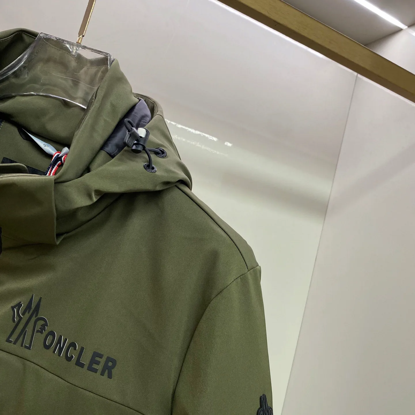 Men's Jackets And Down Jackets MONCLER 18029227