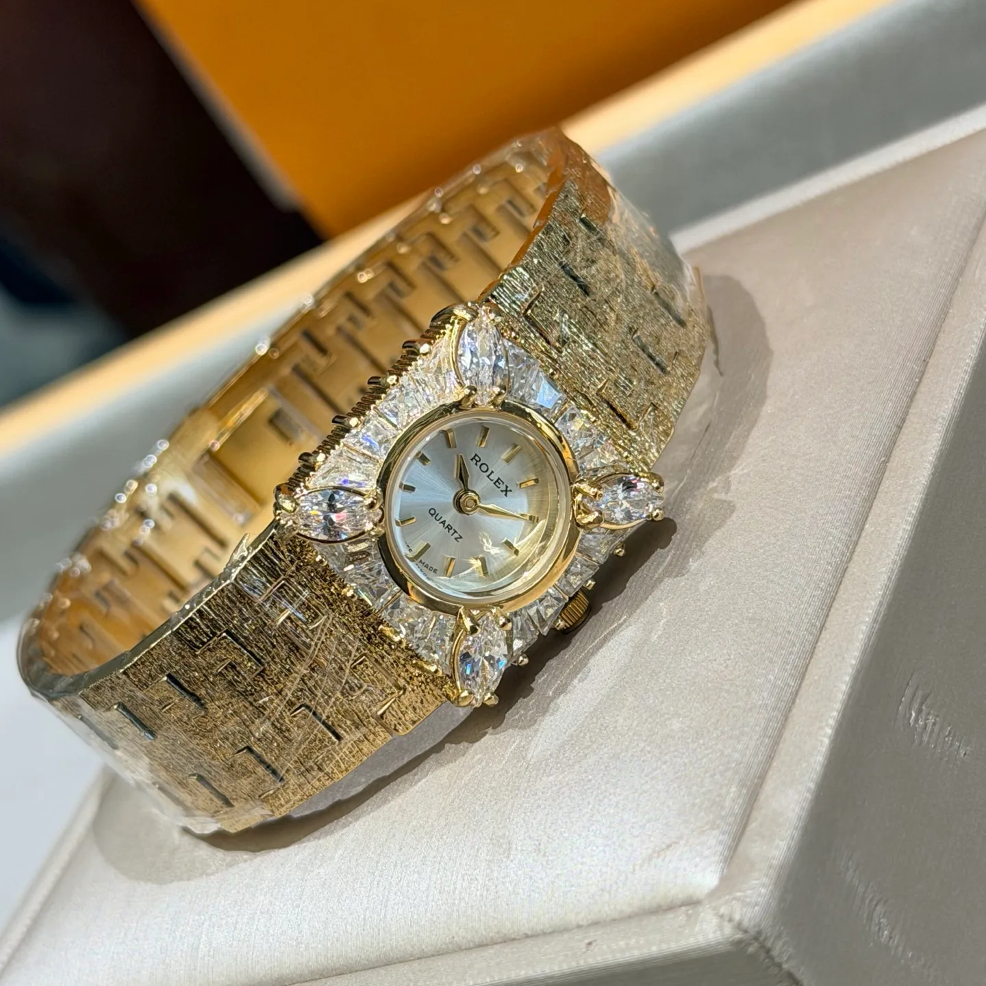 Women's Watches ROLEX 17843054