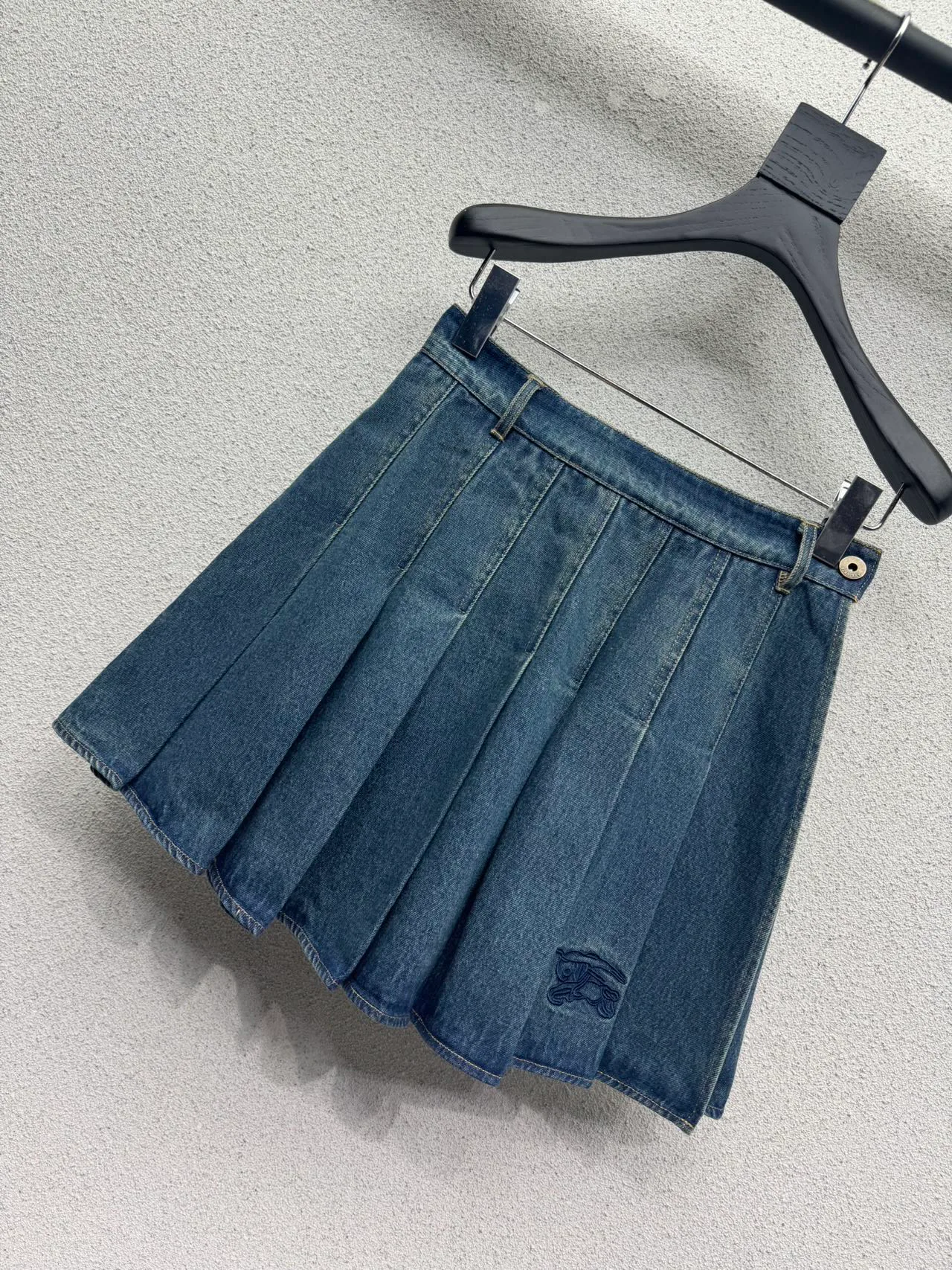 Women's Skirts BURBERRY 18184326