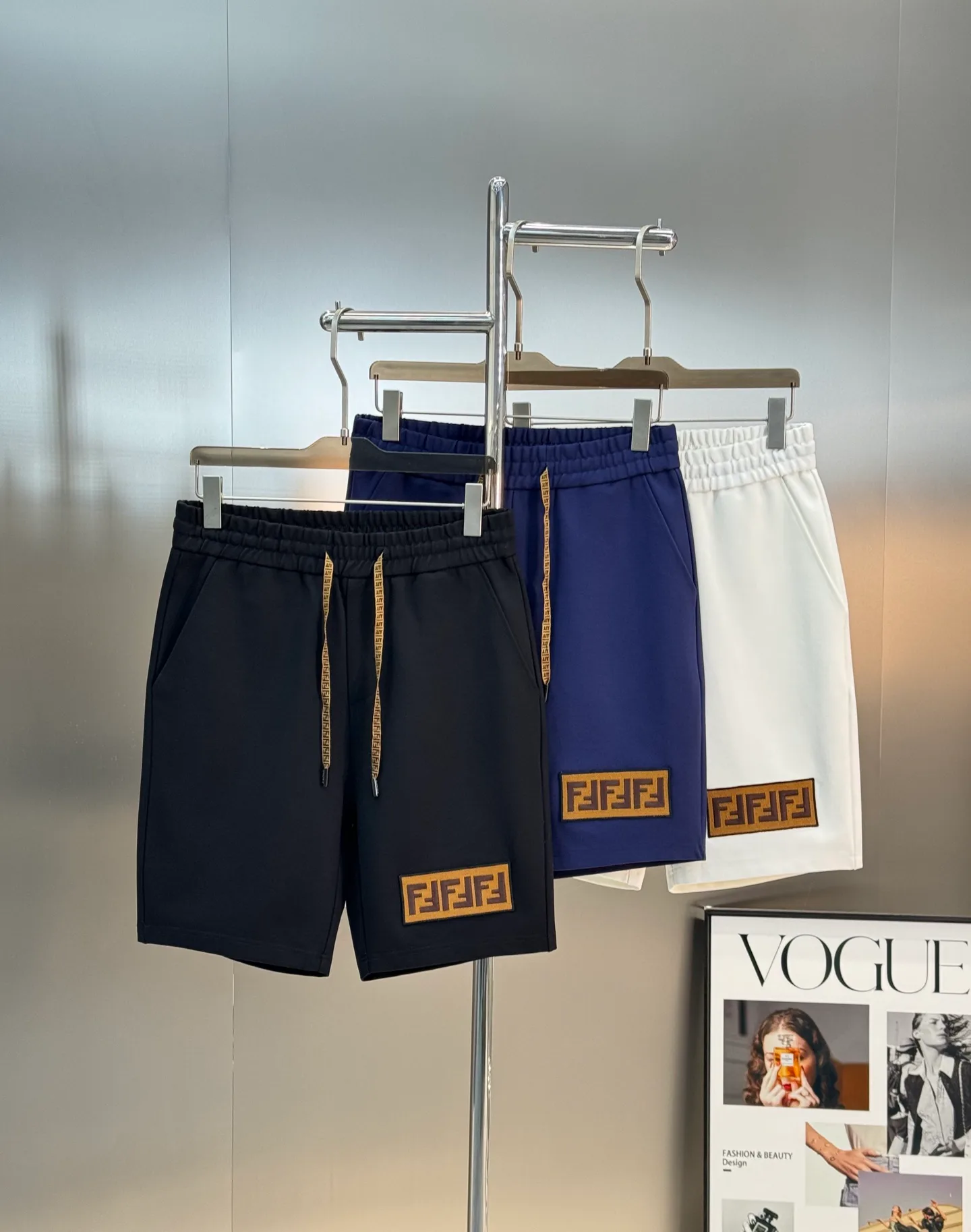 Men's Shorts FENDI 17333151
