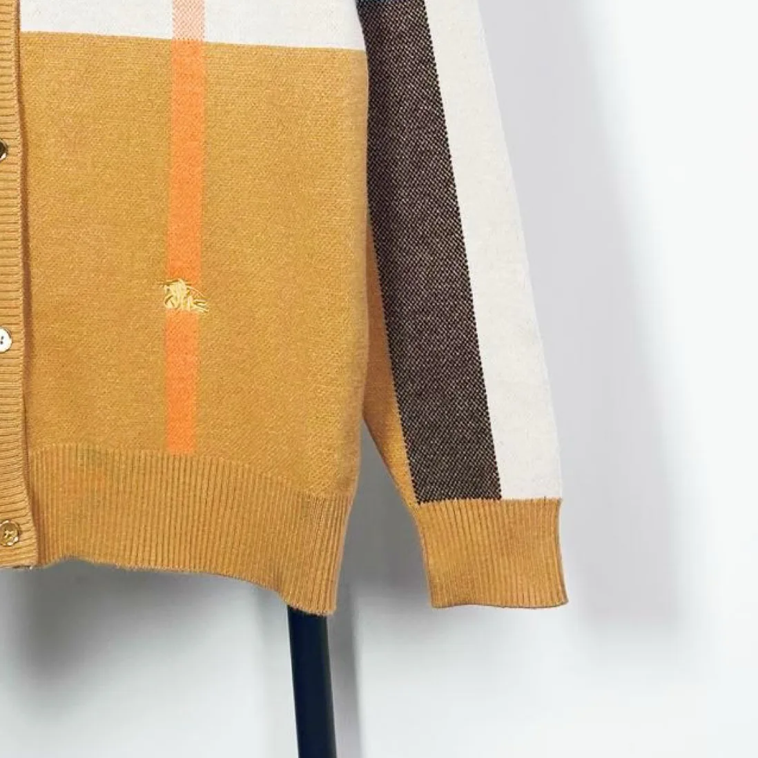 Women's Jumpers And Sweaters BURBERRY 18130405