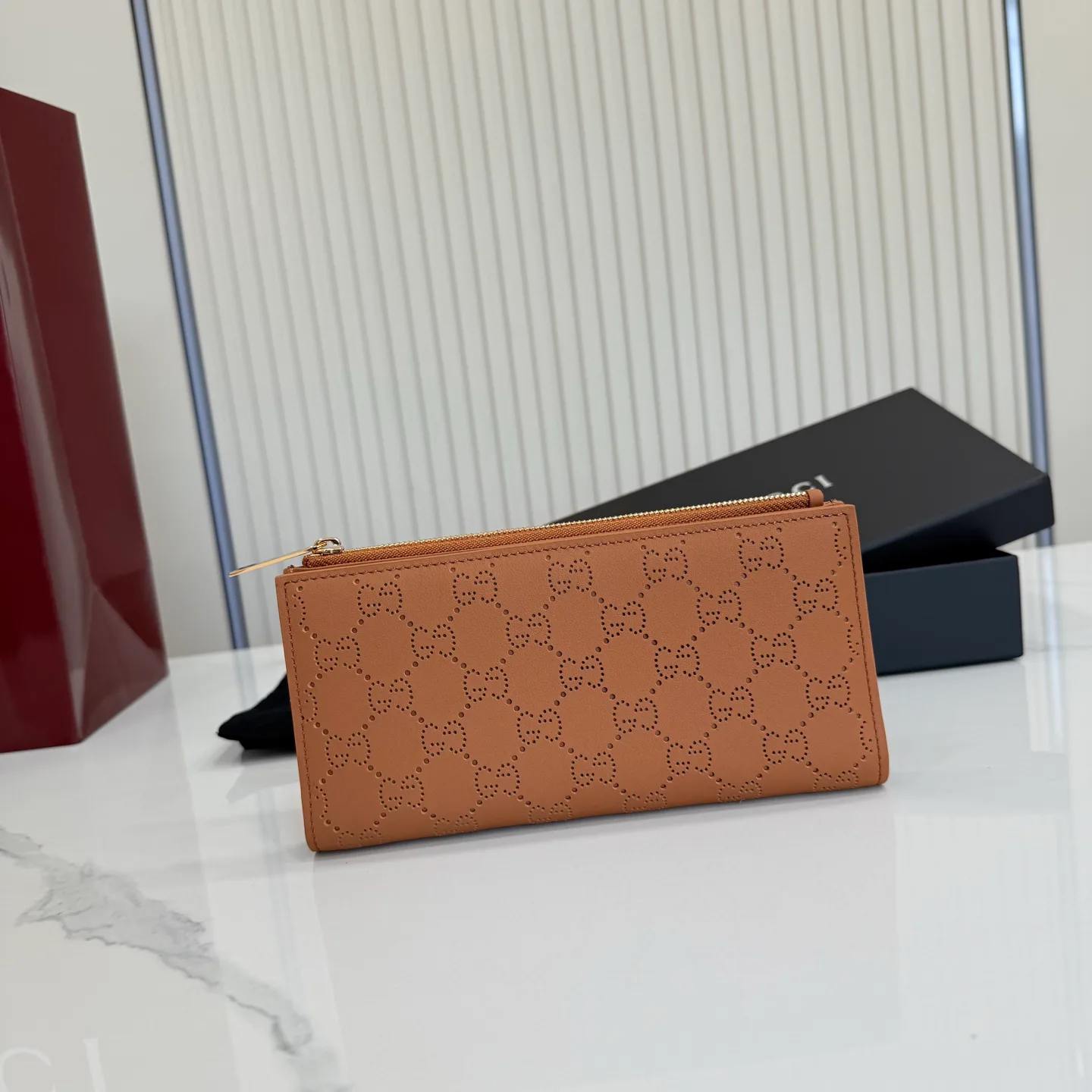 Women's Clutches GUCCI 17948252