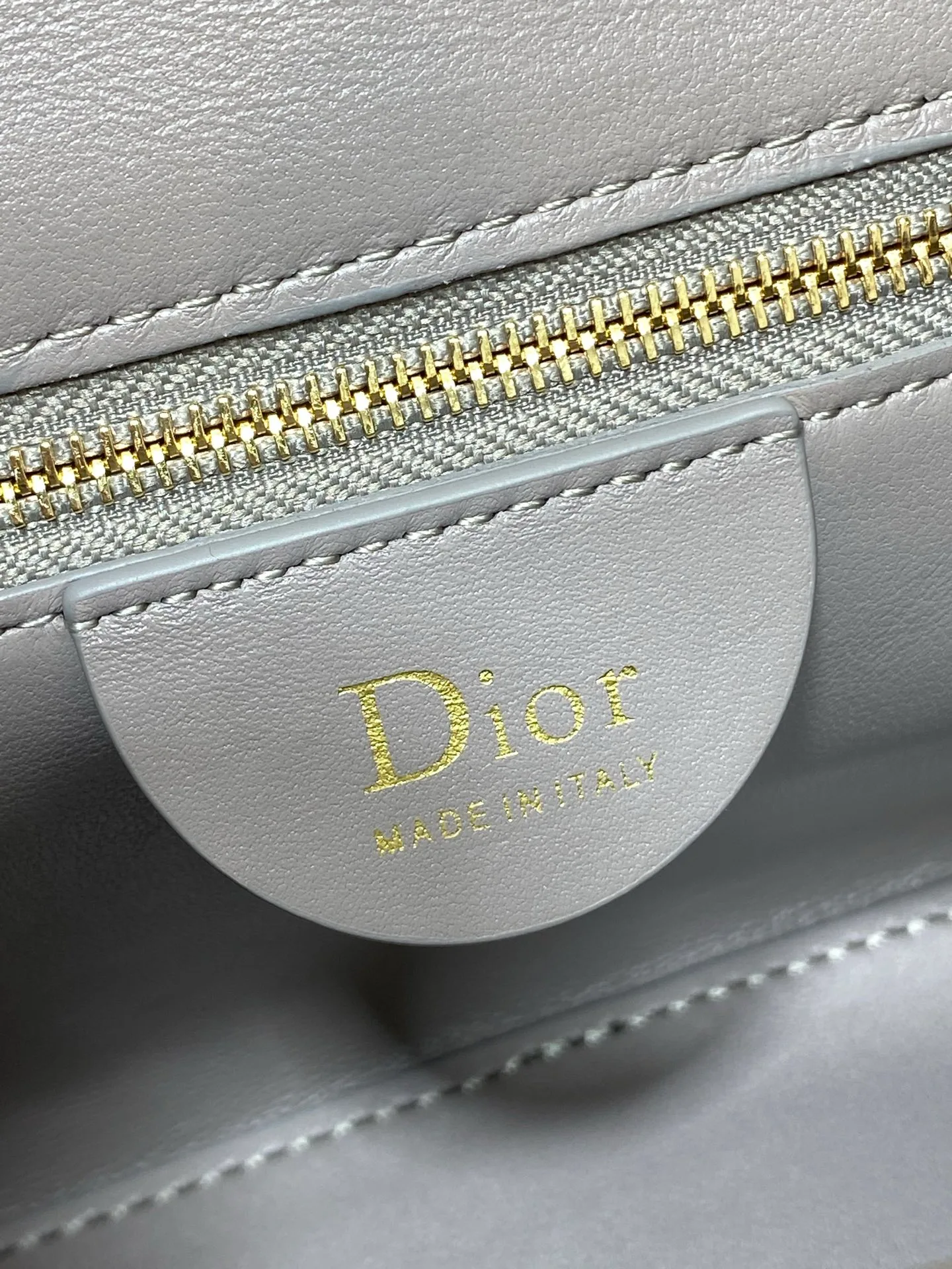 Women's Classic Handbags CHRISTIAN DIOR 18242103