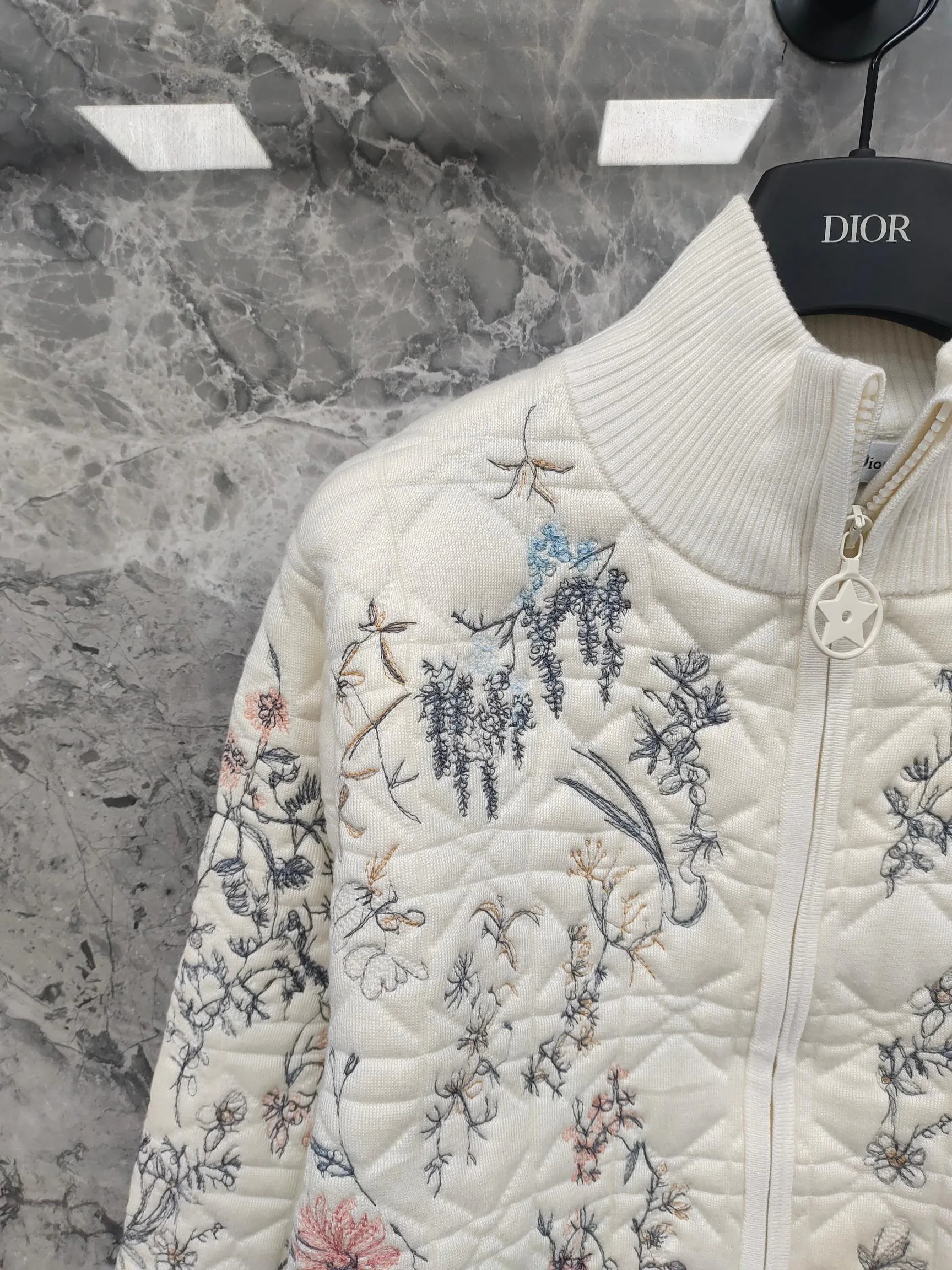 Women's Jackets And Down Jackets CHRISTIAN DIOR 17914042