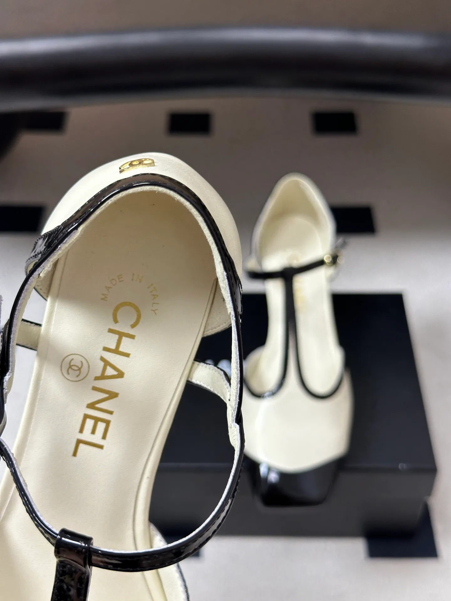 Women's Open-Toe Sandals CHANEL 18049183