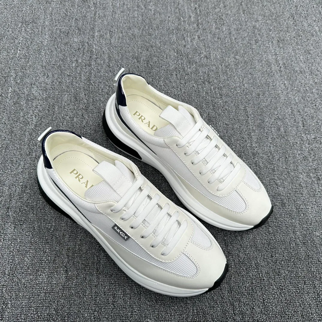 Men's Sneakers PRADA 18076349