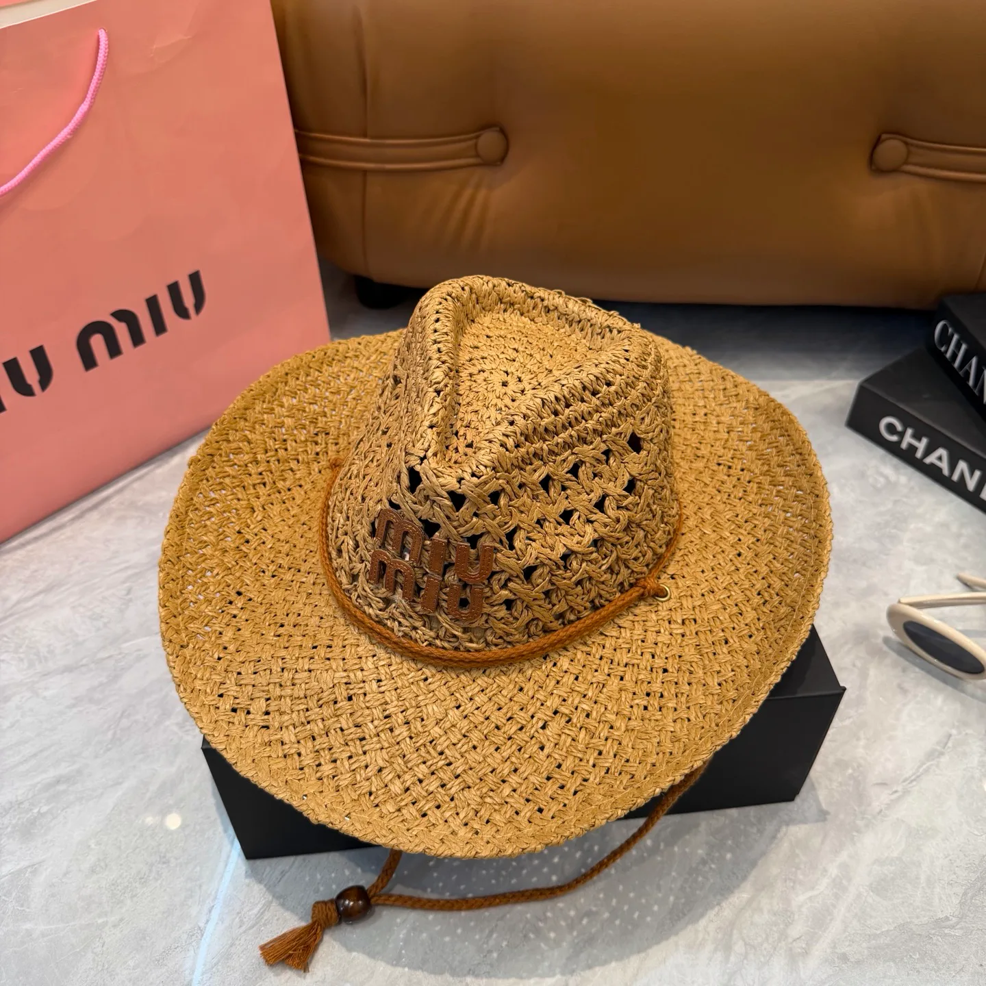 Hats MIU MIU 17604939