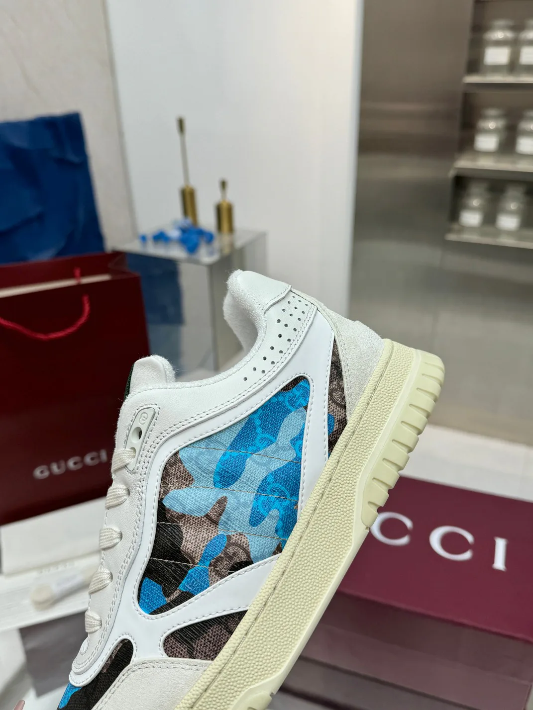 Men's Sneakers GUCCI 17620475