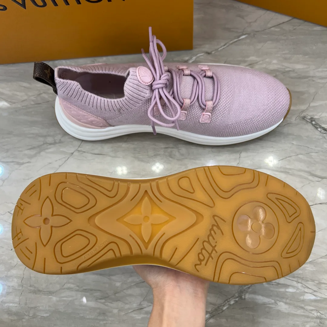 Men's Sneakers LOUIS VUITTON 18227054