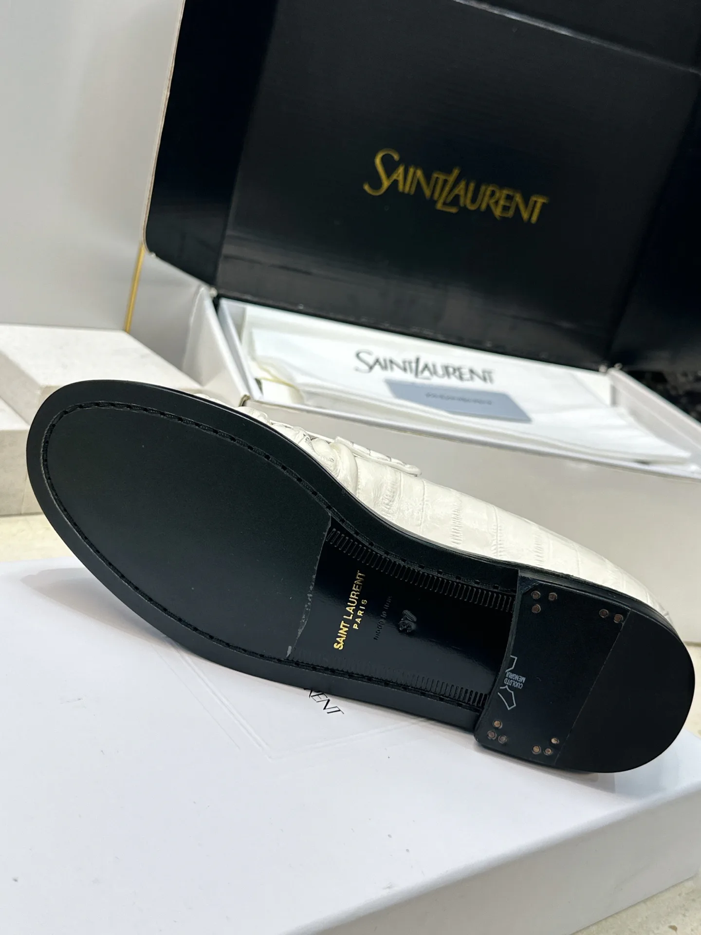 Women's Loafers And Moccasins SAINT LAURENT 18007077