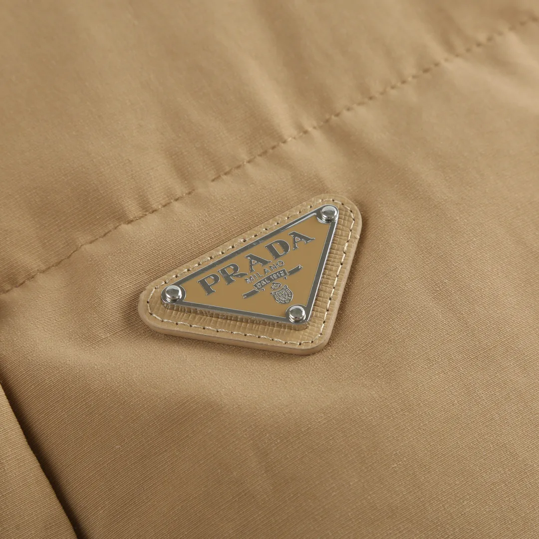 Women's Vests PRADA 18022432