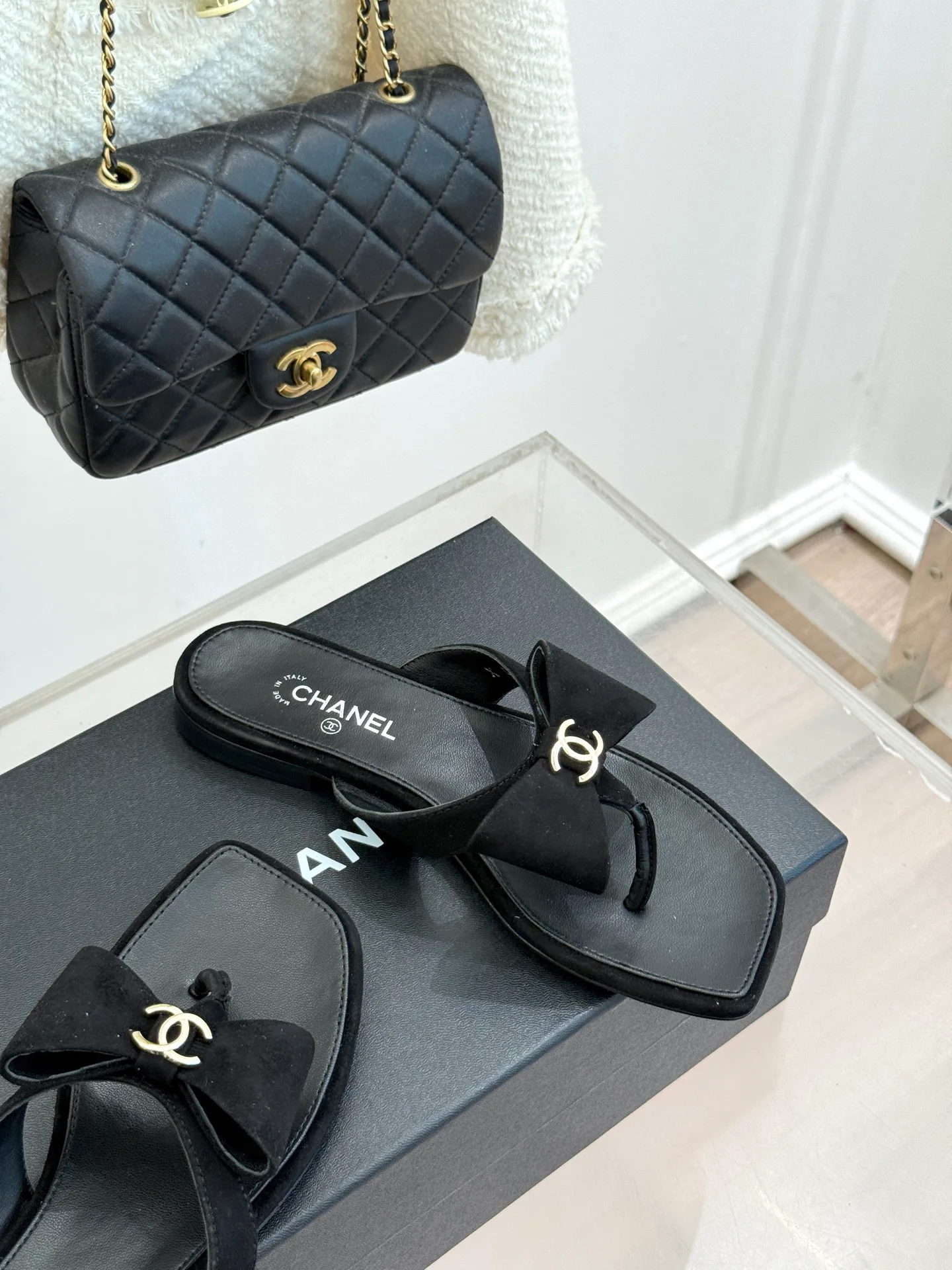 Women's Flip-Flops CHANEL 16965743